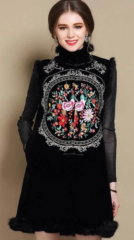 Floral Embroidery Fur Collar & Edge Knee Length Chinese Waistcoat Vest